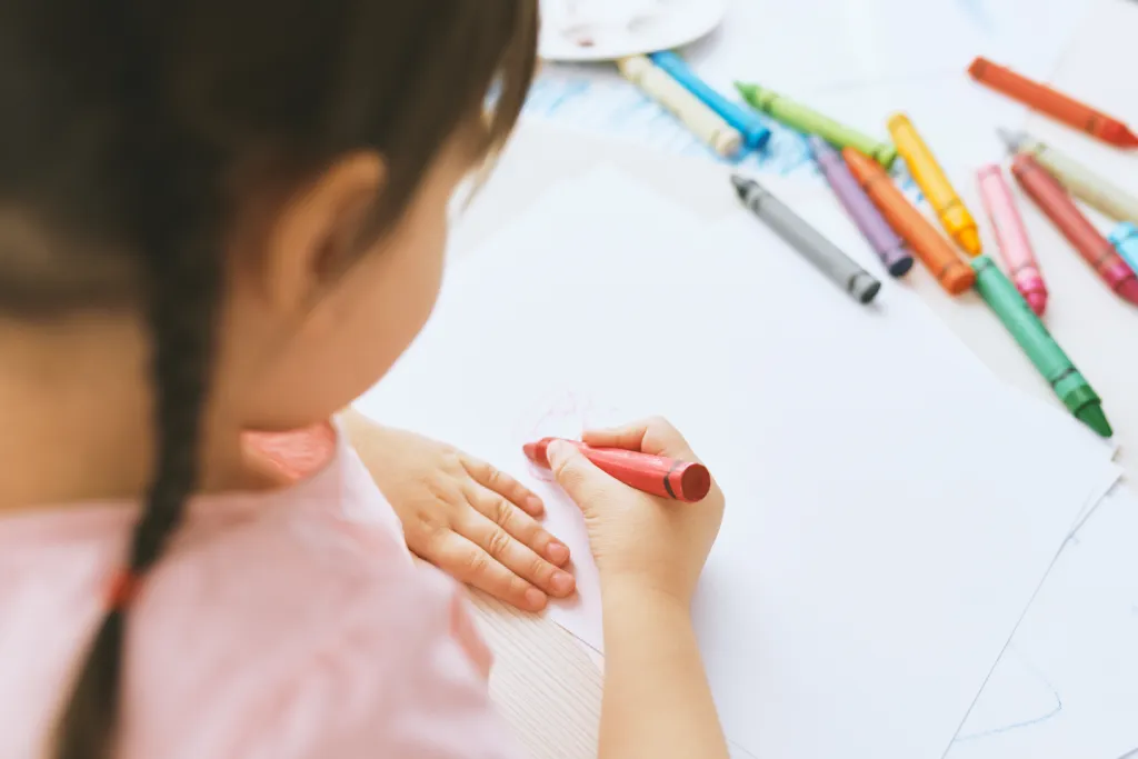 Primary school student has art lesson in Singapore